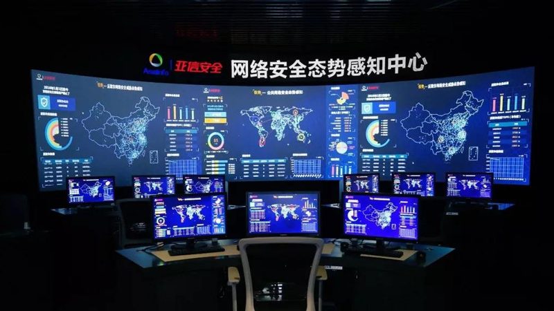 成都教育机构软硬件采购，如何选择合适方案？**